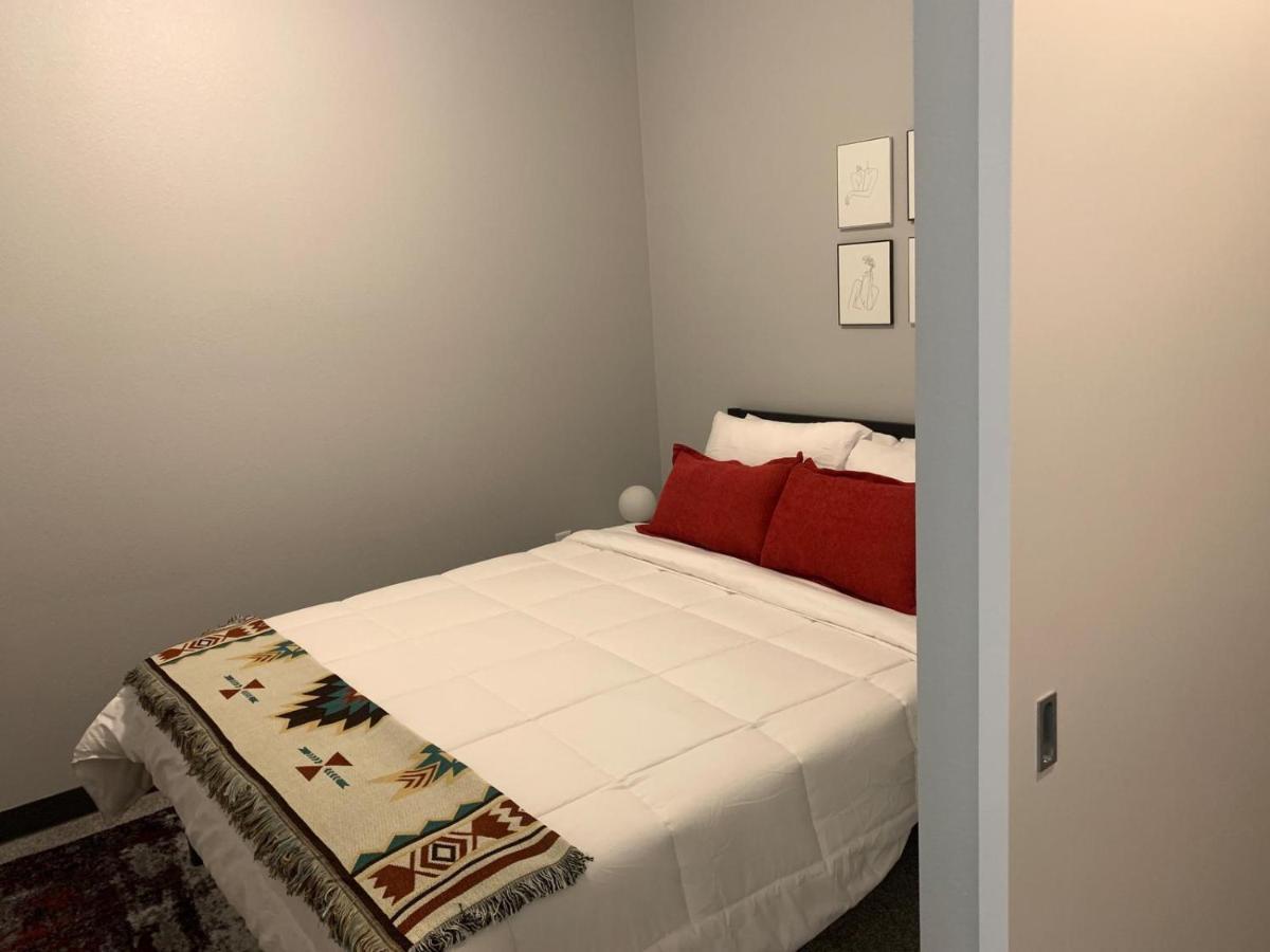 Sleepover Iconic Des Moines Apartments Εξωτερικό φωτογραφία