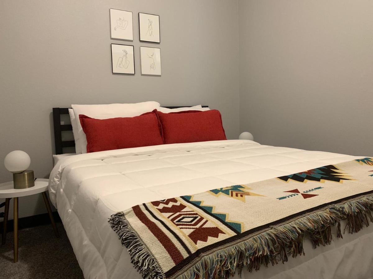 Sleepover Iconic Des Moines Apartments Εξωτερικό φωτογραφία