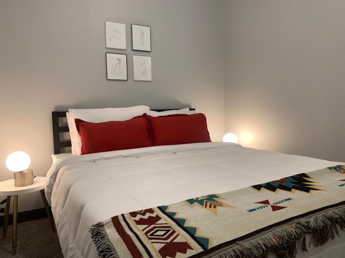 Sleepover Iconic Des Moines Apartments Εξωτερικό φωτογραφία